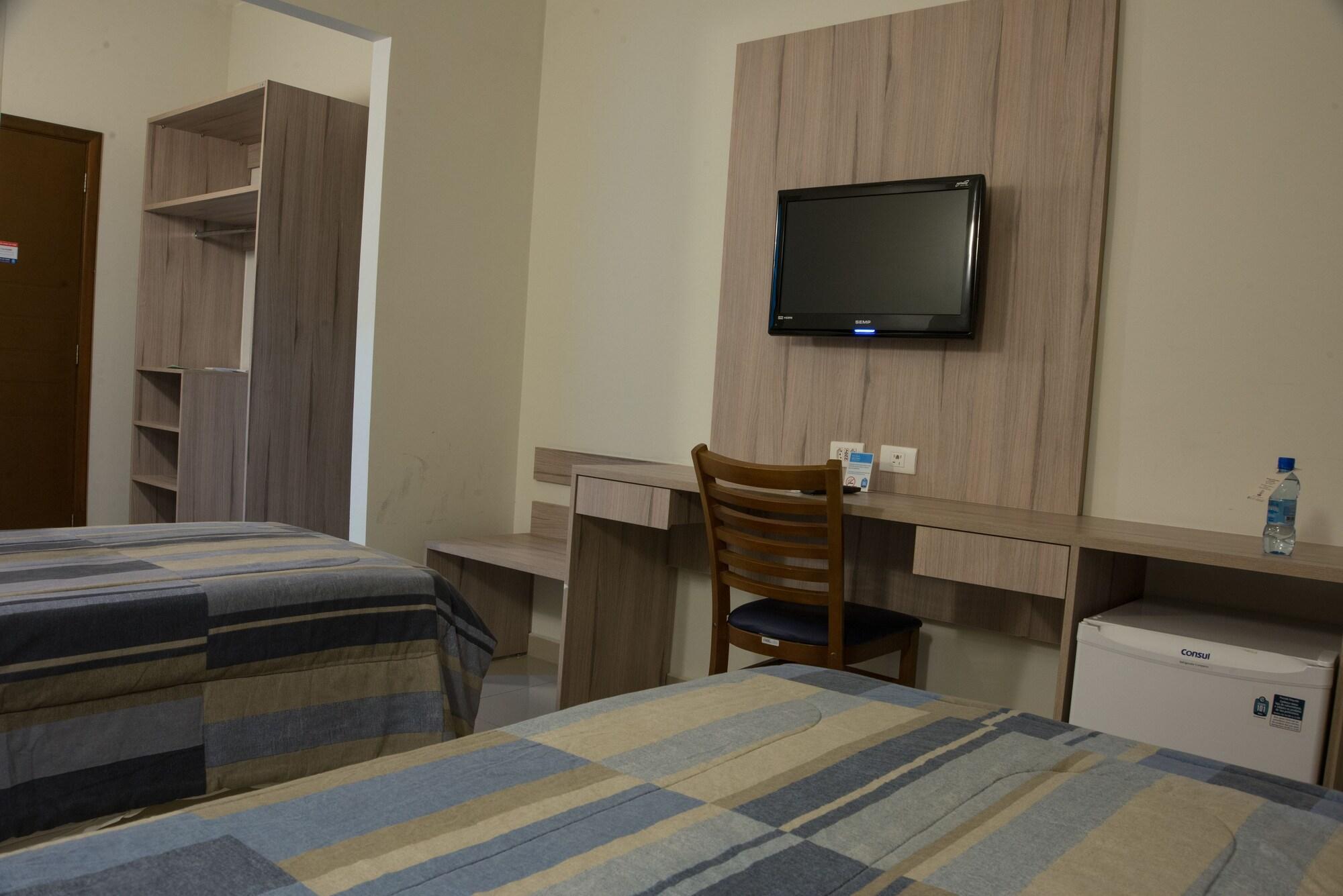 Hotel Estacao 101 - อิตาจาอิ ภายนอก รูปภาพ